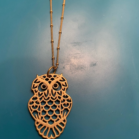 Owl pendant necklace - Picture 3 of 3